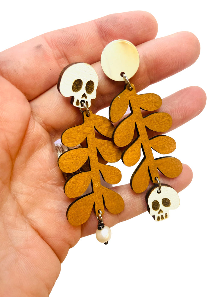 Wooden Skull Earrings Mismatch with Plant, Laser Cut - Gothic Halloween Skeleton Jewelry - Leopard Frog